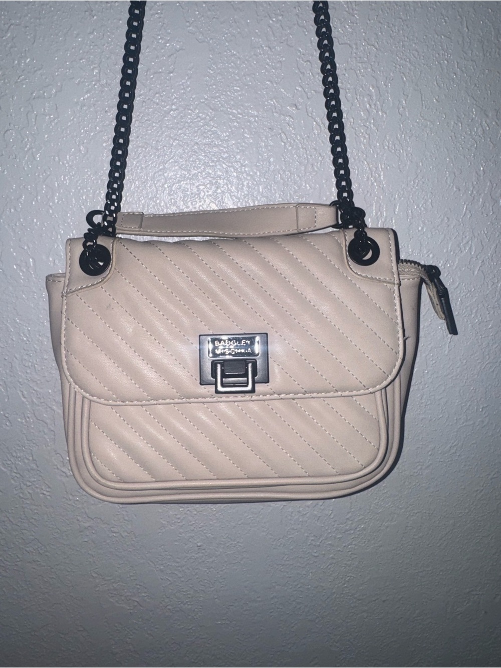 Badgley Mischka Quilted Cream Crossbody with Black Chain